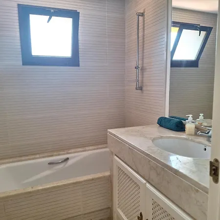 Апартаменты Marbella Sea View *
