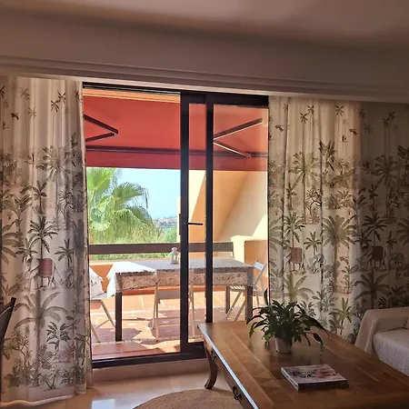Marbella Sea View * Бенахавис