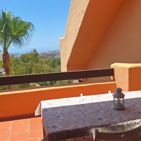 Marbella Sea View Апартаменты
