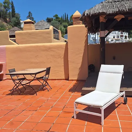 Marbella Sea View Апартаменты