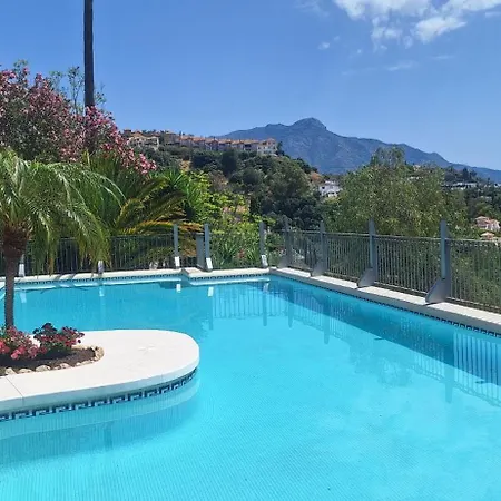 Апартаменты Marbella Sea View Бенахавис
